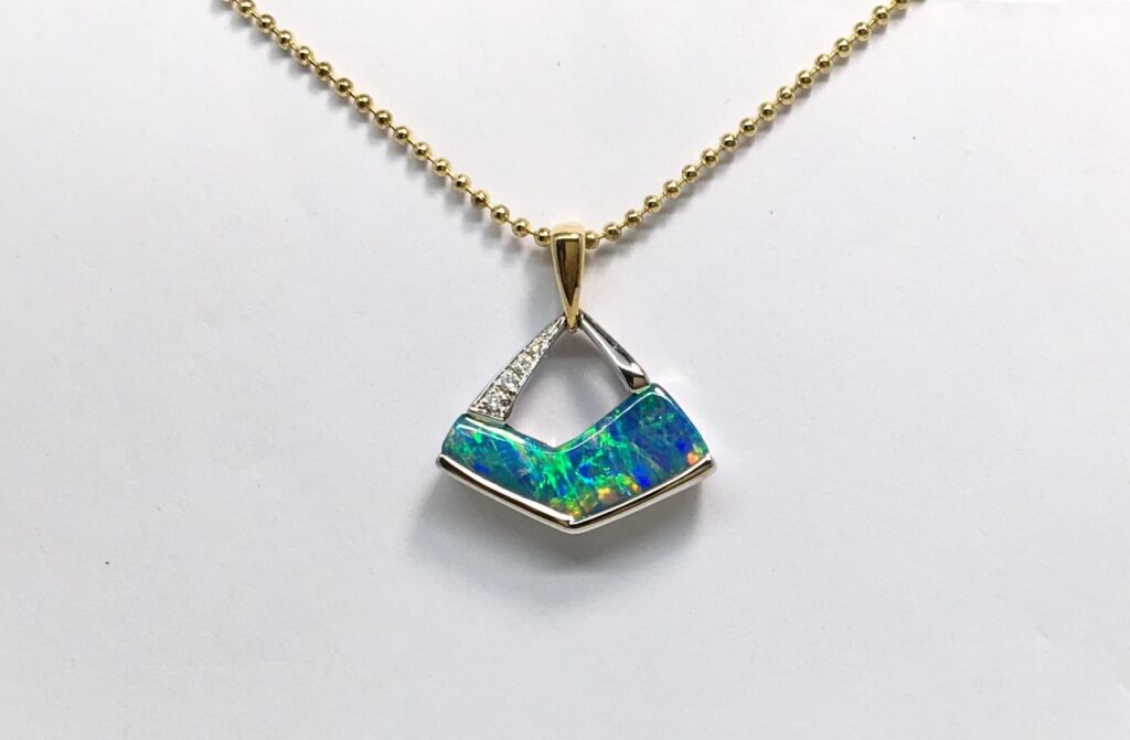 opal stone pendant